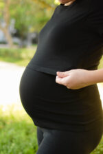 Margot mama 2u1 majica za trudnocu i dojenje crna, organski pamuk, sa velikim otvorima za dojenje